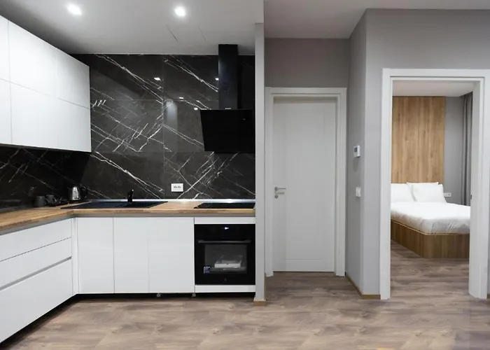 Habitat ティラナ