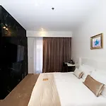 Hotel Habitat 4*