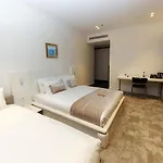 Habitat 4*