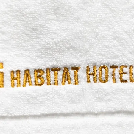 Habitat تيرانا