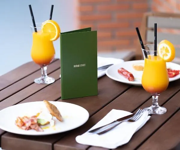 호텔 Habitat 티라나