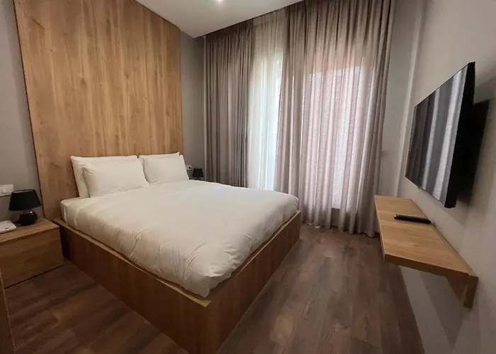 Ξενοδοχείο Habitat 4*