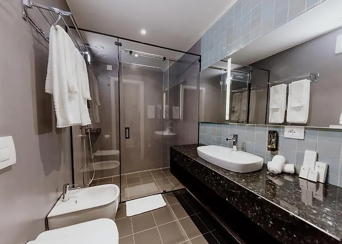 Habitat Τίρανα